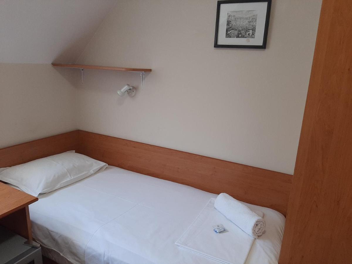Guest House Diel Veliko Tarnovo Exterior photo