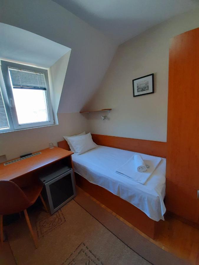 Guest House Diel Veliko Tarnovo Exterior photo