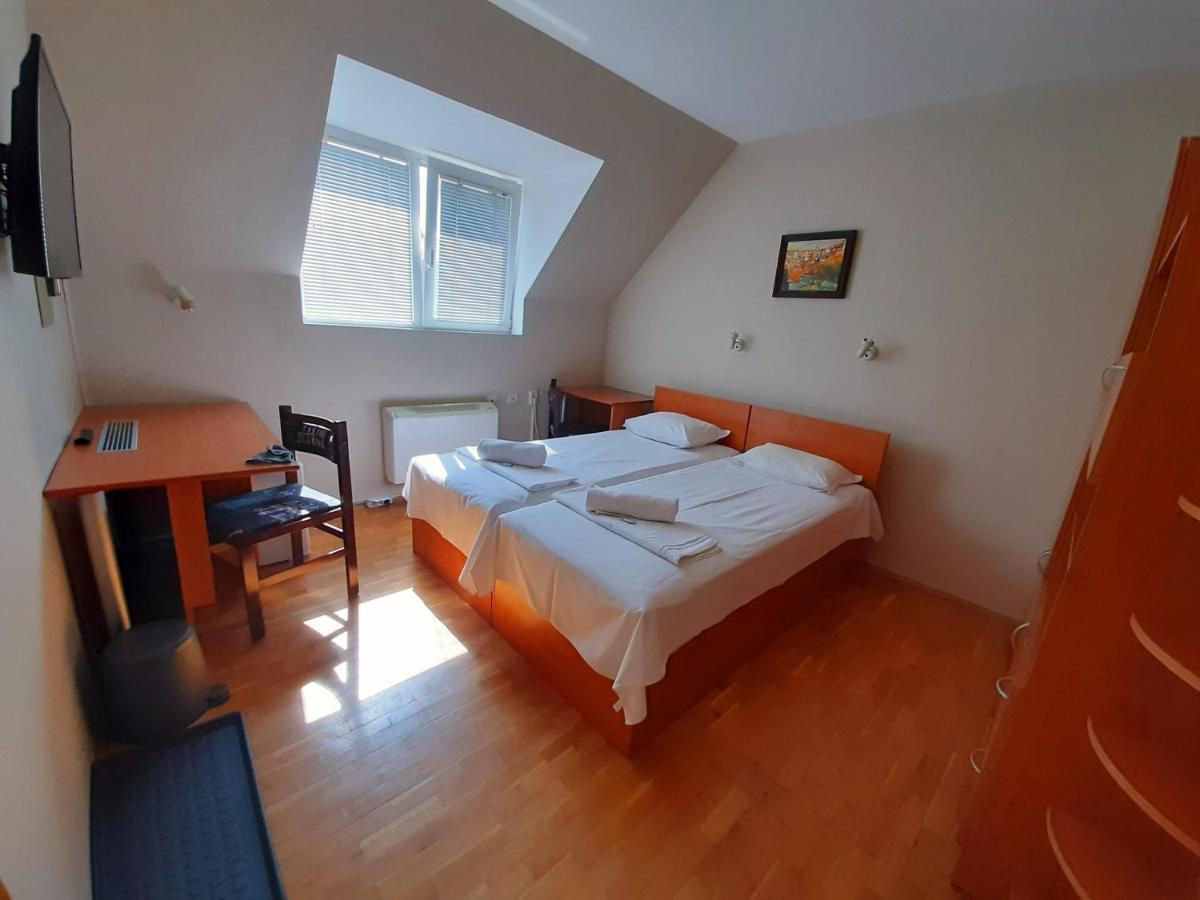 Guest House Diel Veliko Tarnovo Exterior photo
